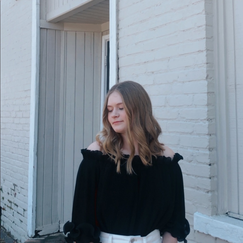 Meet your Posher, Viktoria